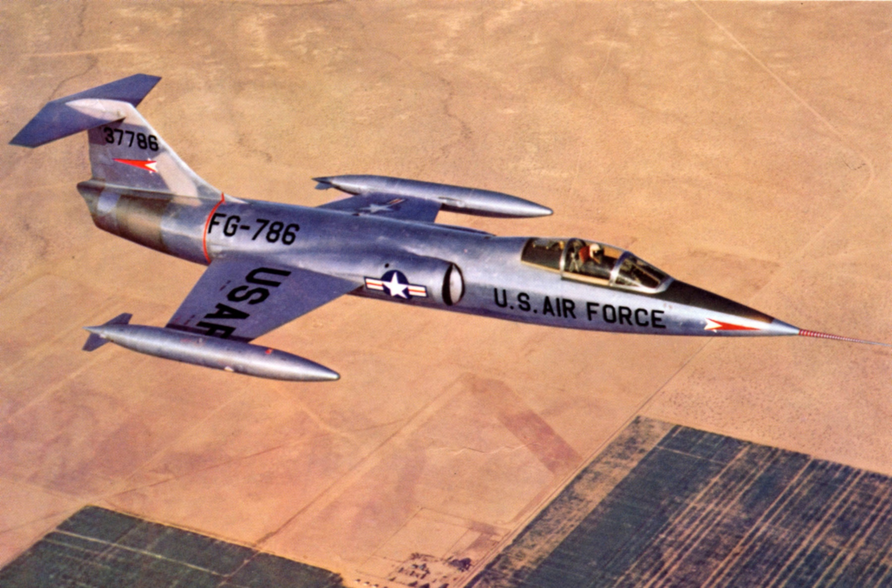 XF-104. (USAF).