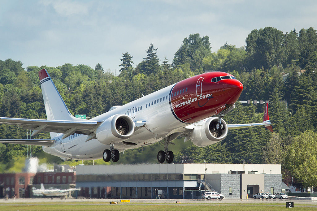 Norwegian MAX NBE 6360 B2 Flight Takeoff & Landing