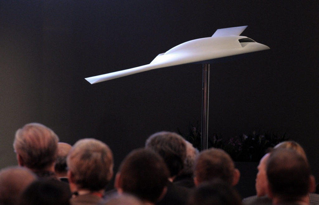 Presentación de un diseño candidato para el Future Combat Air System. (Eric Piermont/AFP vía Getty Images)