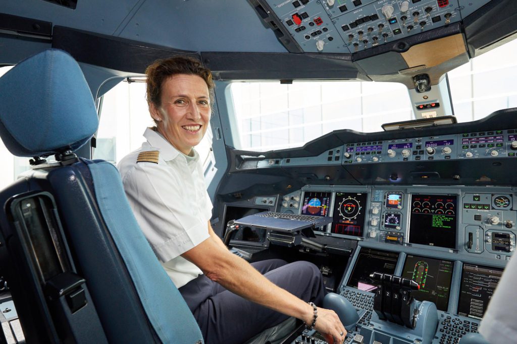 Elke Hieber. Capitán de A380 en Lufthansa.