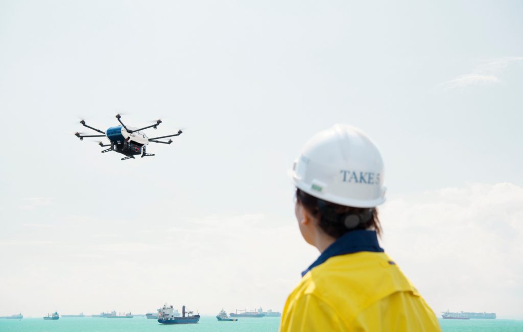 Airbus Skyways drone flying to vessel©Wilhelmsen