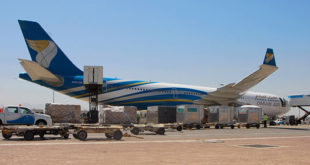 Oman Air services cargo