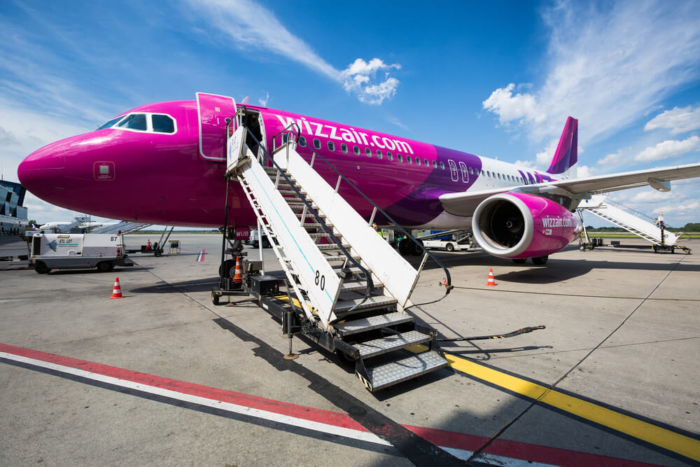 Wizz Air abre base 42