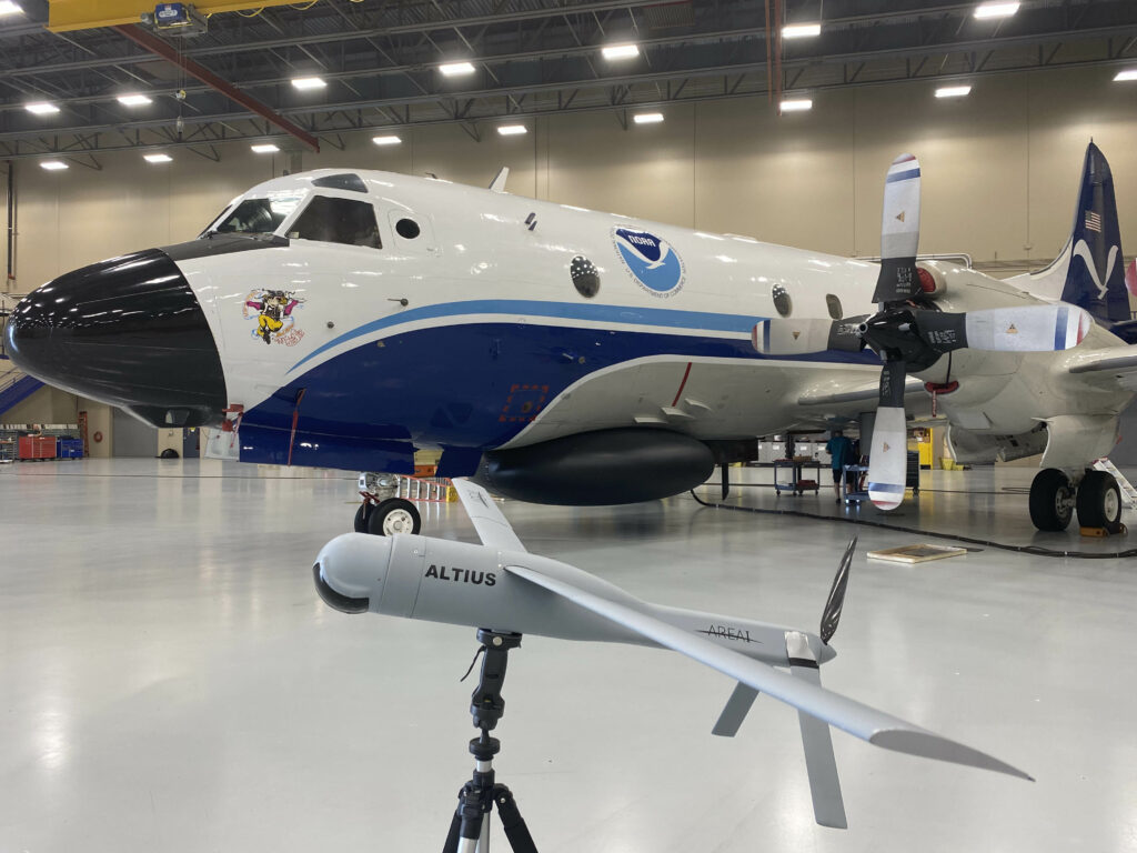 drones cazadores de huracanes de la NOAA