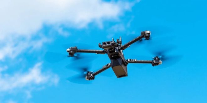 dron Skydrio X2